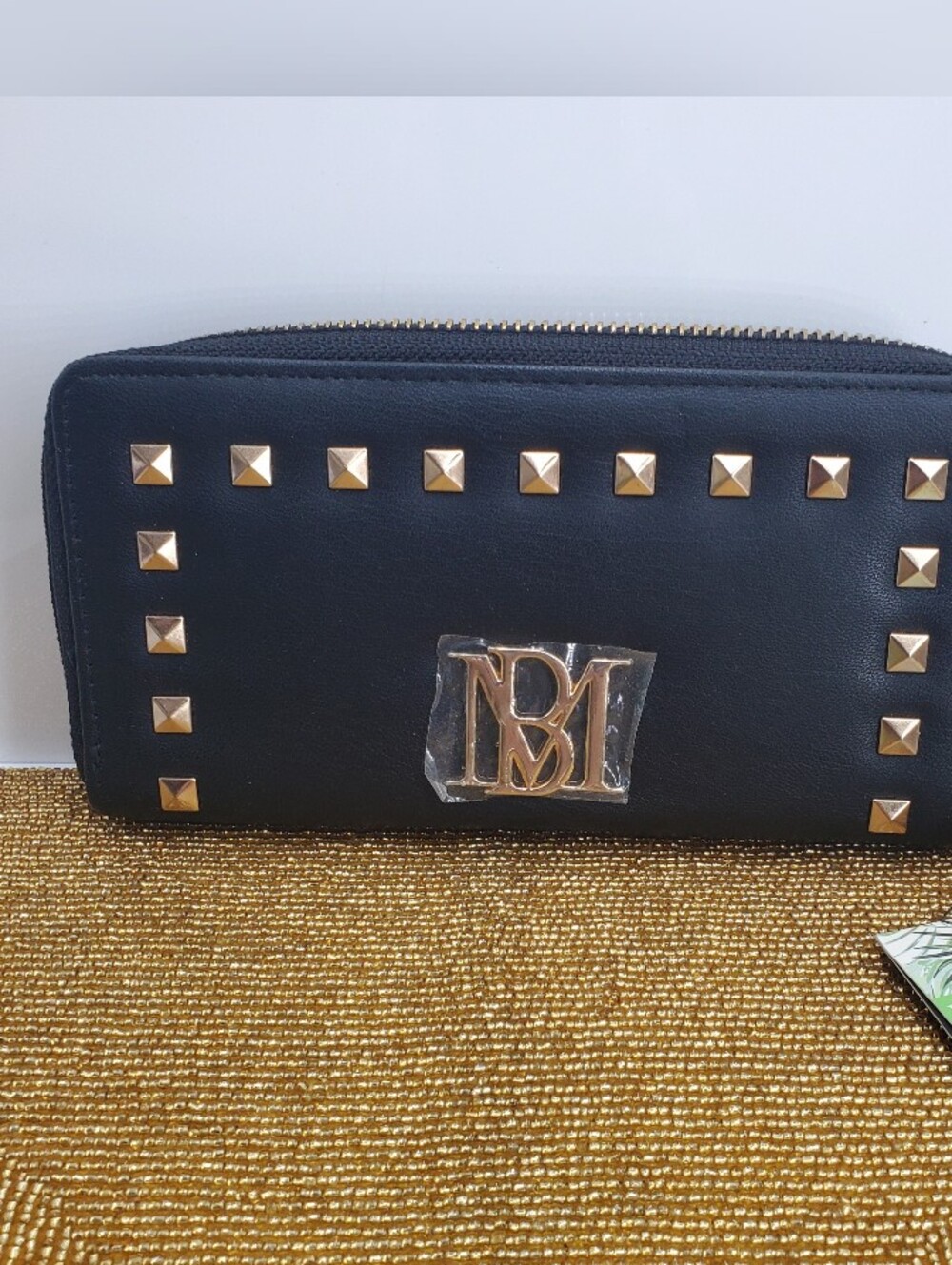 Badgley Mischka Black Zip Around Wallet With Gold Studs 8" Vegan Leather (VS)
